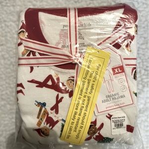 Elf on Shelf Adult pajamas XL